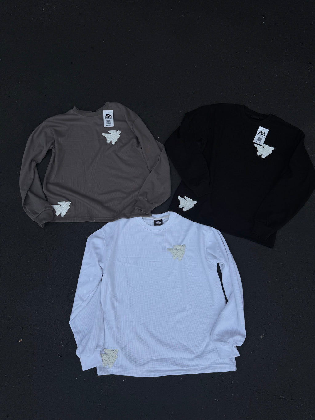 IV Black On White Thermal